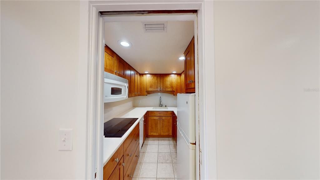 В аренду: $2,550 (2 спален, 2 ванн, 888 Квадратных фут)