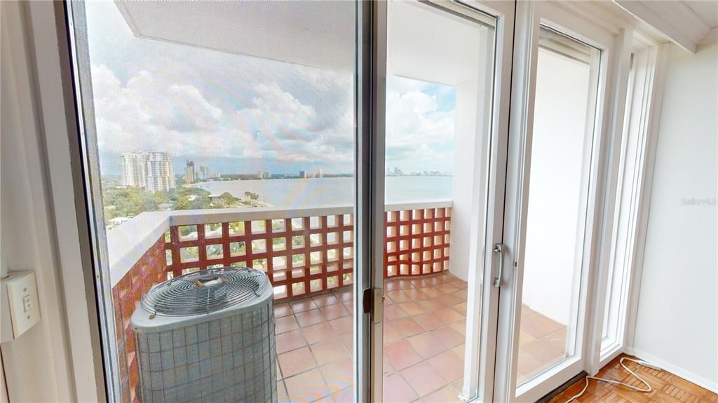 В аренду: $2,550 (2 спален, 2 ванн, 888 Квадратных фут)