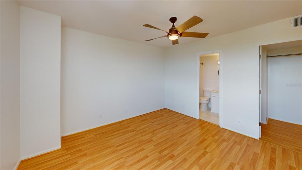 В аренду: $2,550 (2 спален, 2 ванн, 888 Квадратных фут)