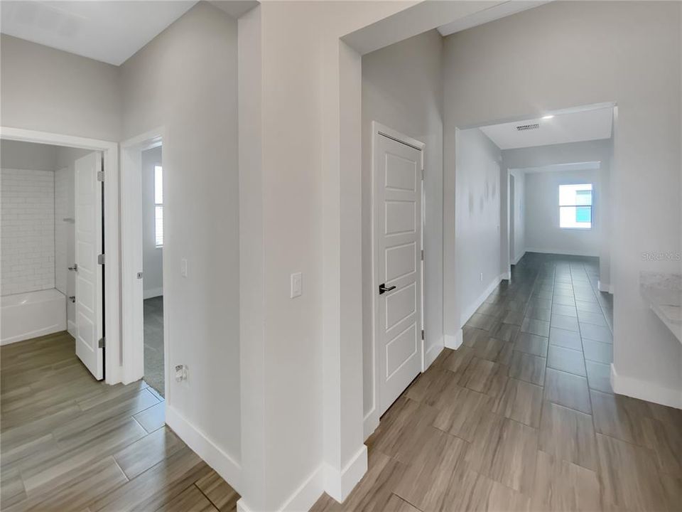 For Sale: $484,000 (3 beds, 2 baths, 1888 Square Feet)