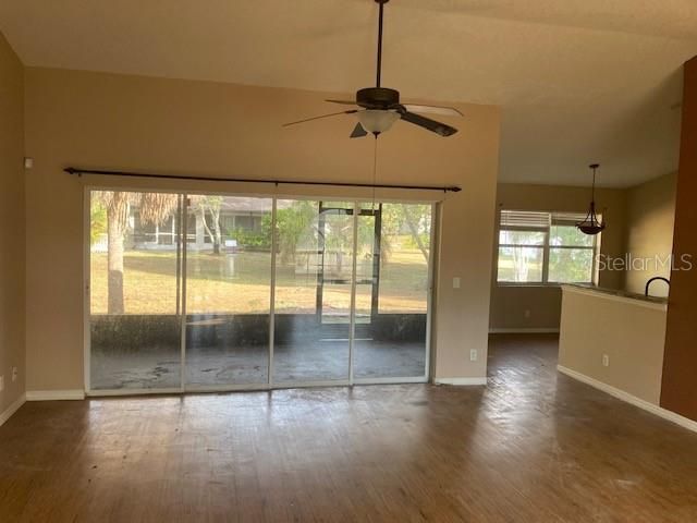 На продажу: $235,000 (3 спален, 2 ванн, 1491 Квадратных фут)