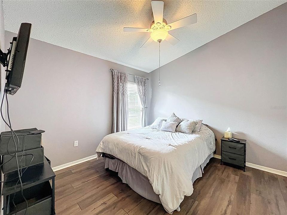 待售: $258,500 (2 贝兹, 2 浴室, 1498 平方英尺)