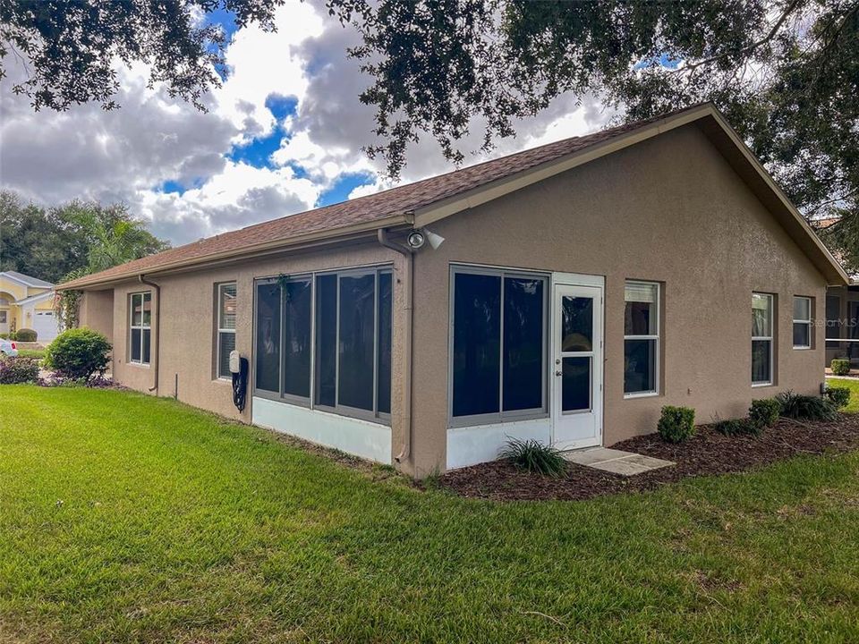 待售: $258,500 (2 贝兹, 2 浴室, 1498 平方英尺)