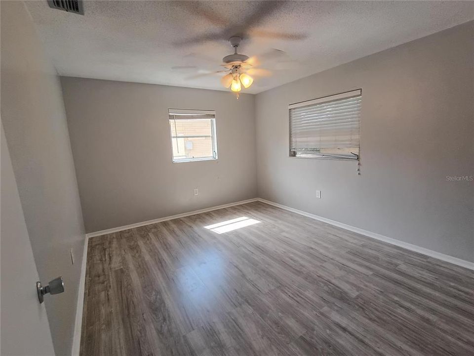 待售: $204,900 (2 贝兹, 2 浴室, 1286 平方英尺)