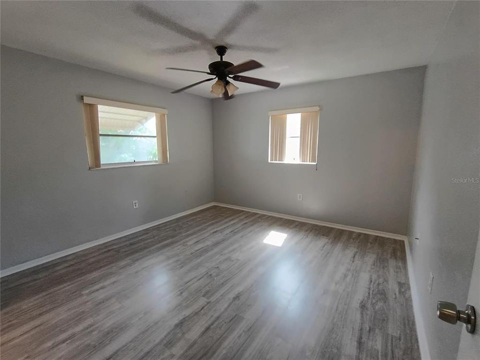 待售: $204,900 (2 贝兹, 2 浴室, 1286 平方英尺)