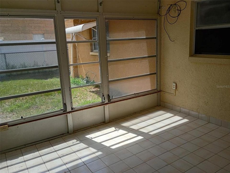 待售: $204,900 (2 贝兹, 2 浴室, 1286 平方英尺)