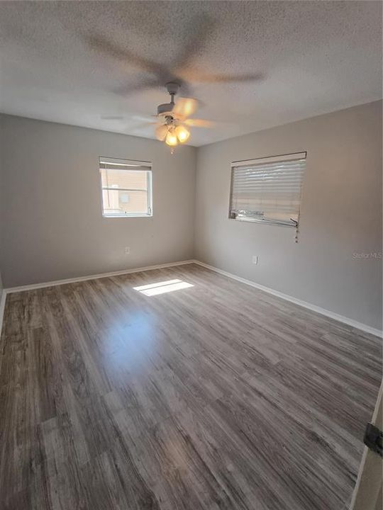 待售: $204,900 (2 贝兹, 2 浴室, 1286 平方英尺)