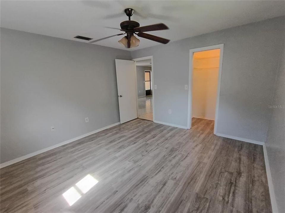 待售: $204,900 (2 贝兹, 2 浴室, 1286 平方英尺)