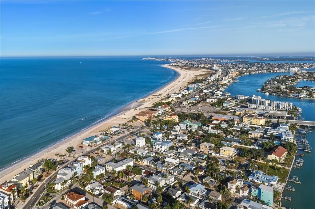 待售: $1,325,000 (3 贝兹, 3 浴室, 2106 平方英尺)