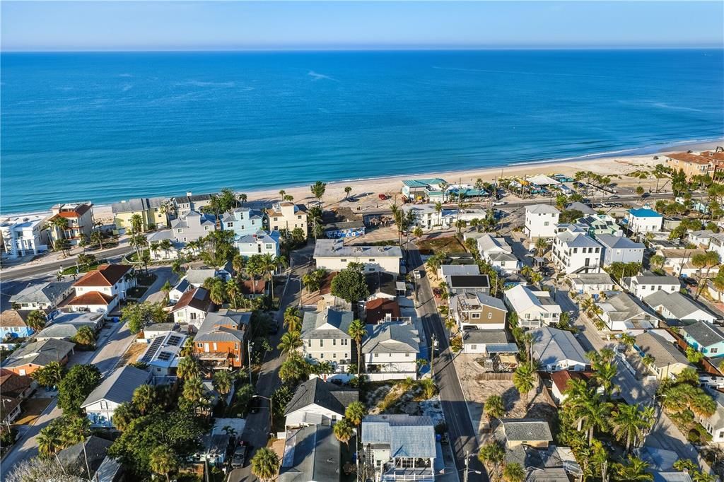 待售: $1,325,000 (3 贝兹, 3 浴室, 2106 平方英尺)