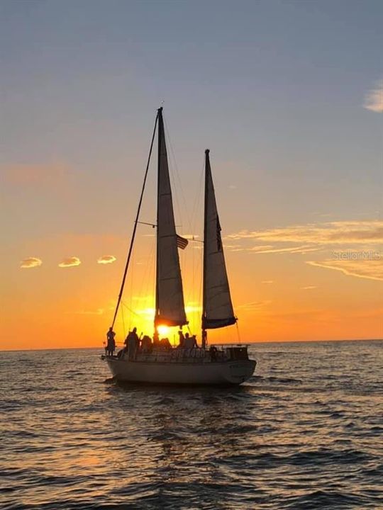 En Venta: $1,299,000 (3 camas, 3 baños, 2106 Pies cuadrados)