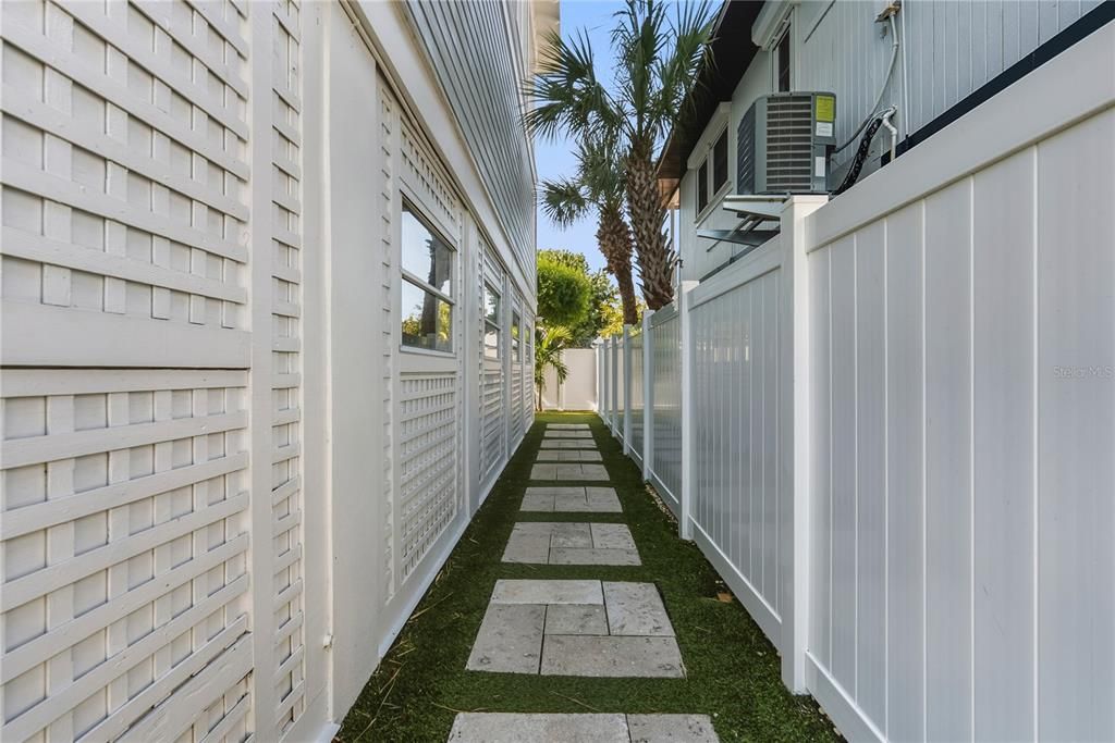 待售: $1,325,000 (3 贝兹, 3 浴室, 2106 平方英尺)