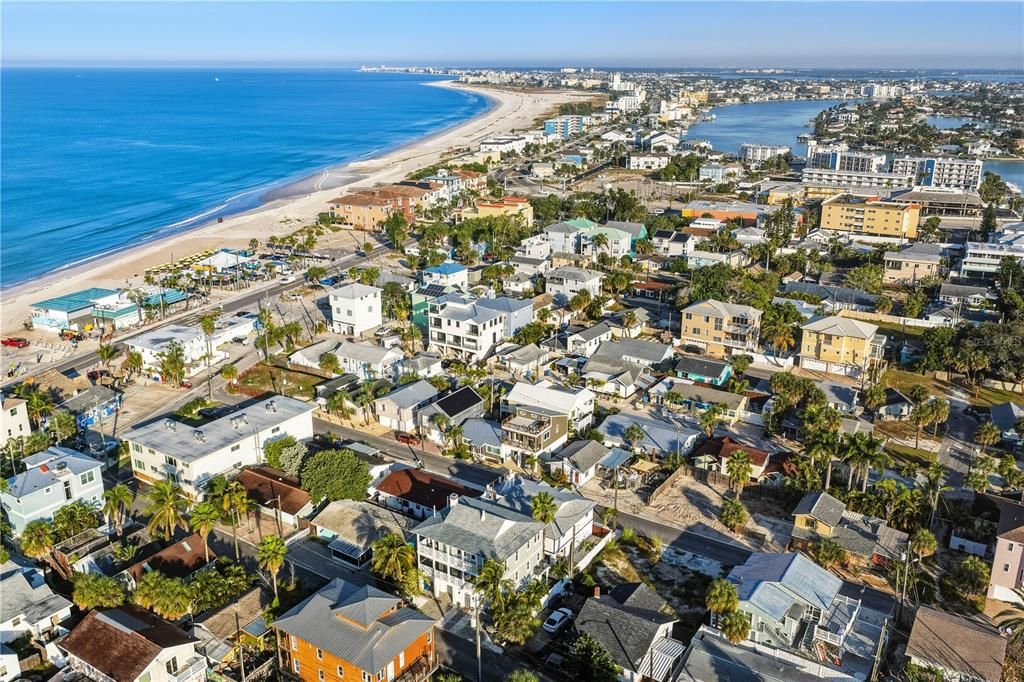 待售: $1,325,000 (3 贝兹, 3 浴室, 2106 平方英尺)