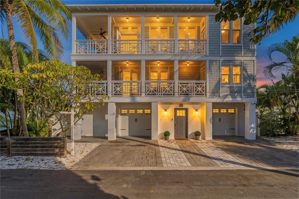 待售: $1,325,000 (3 贝兹, 3 浴室, 2106 平方英尺)