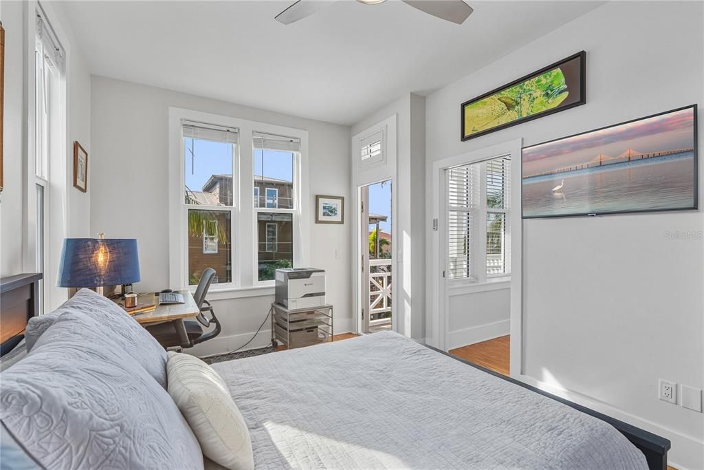 待售: $1,325,000 (3 贝兹, 3 浴室, 2106 平方英尺)