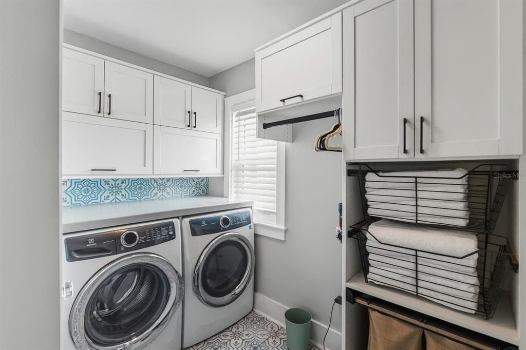 待售: $1,325,000 (3 贝兹, 3 浴室, 2106 平方英尺)