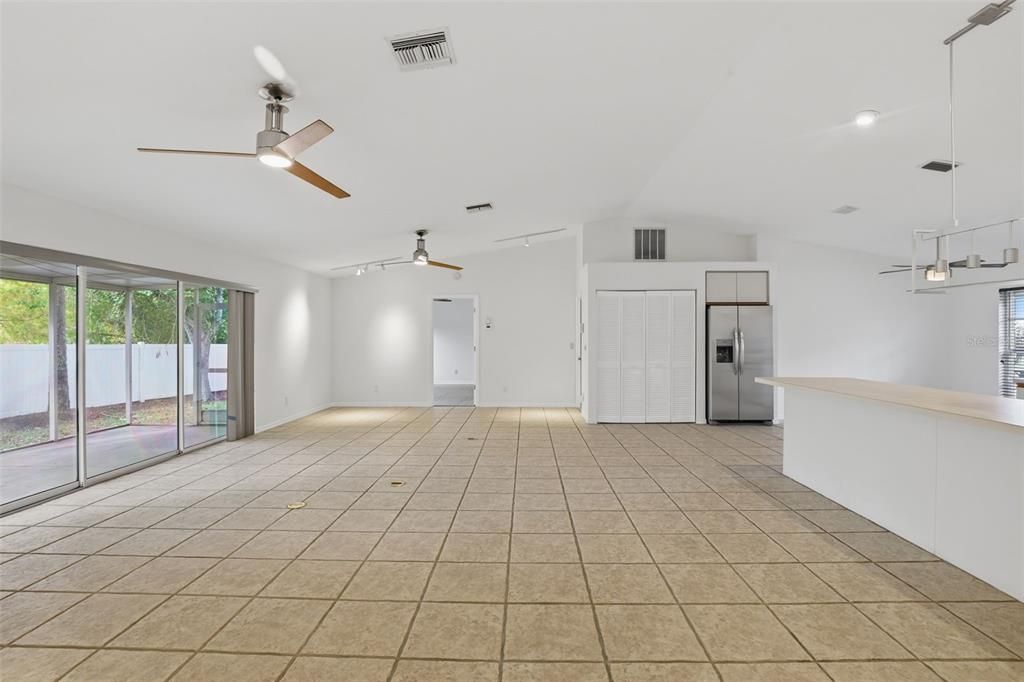 待售: $284,900 (3 贝兹, 2 浴室, 1830 平方英尺)