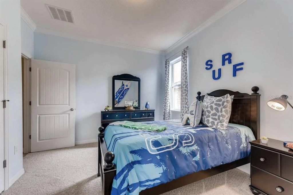 For Sale: $575,000 (4 beds, 3 baths, 2852 Square Feet)