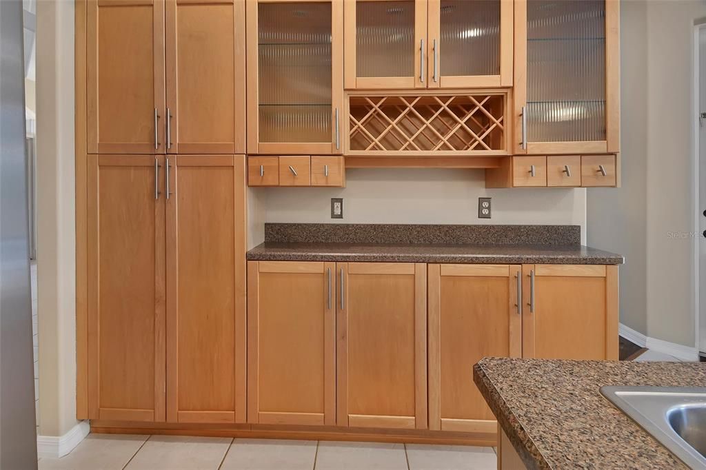 待售: $487,000 (3 贝兹, 2 浴室, 2137 平方英尺)