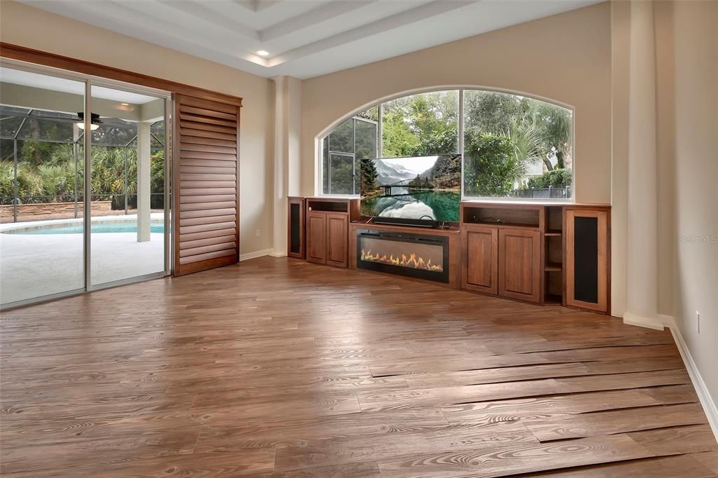 待售: $487,000 (3 贝兹, 2 浴室, 2137 平方英尺)