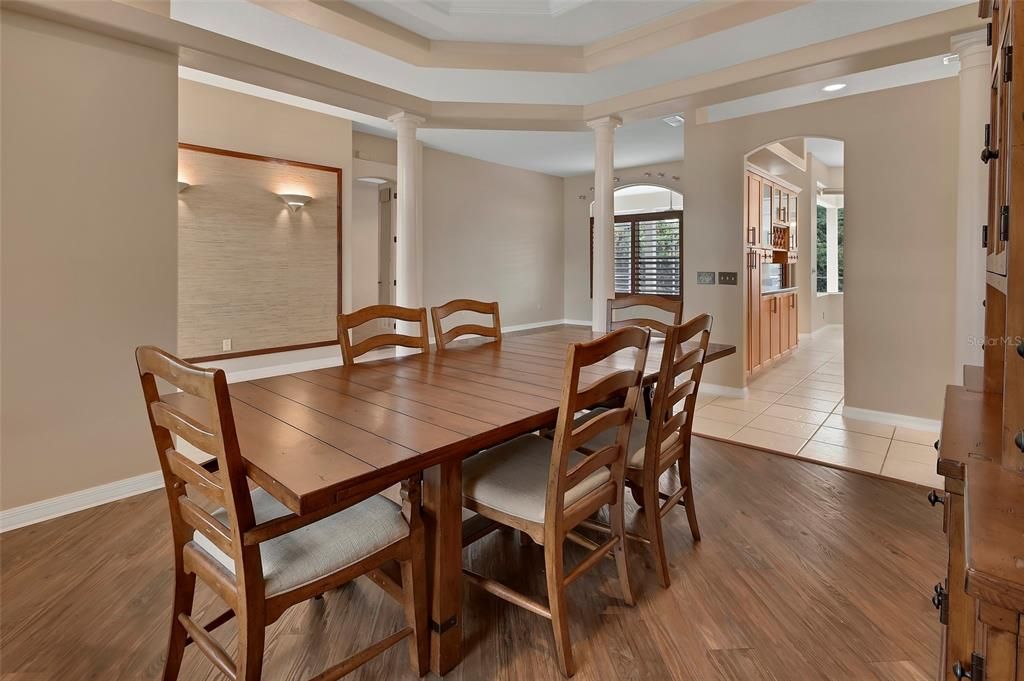 待售: $487,000 (3 贝兹, 2 浴室, 2137 平方英尺)