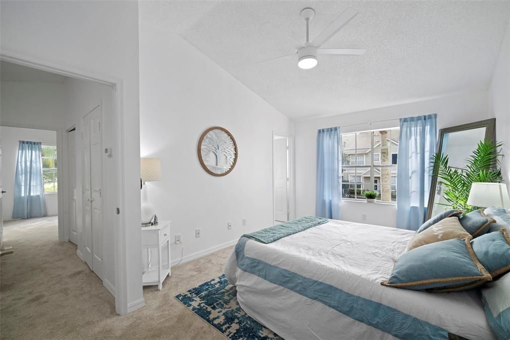 На продажу: $249,900 (2 спален, 2 ванн, 1248 Квадратных фут)