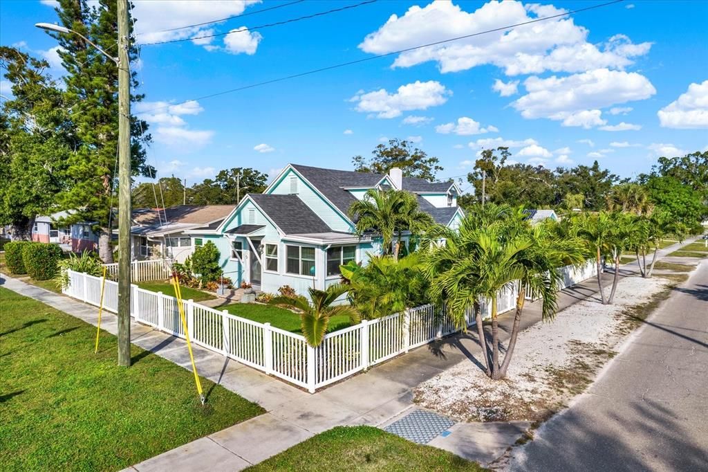 На продажу: $549,000 (3 спален, 2 ванн, 1513 Квадратных фут)