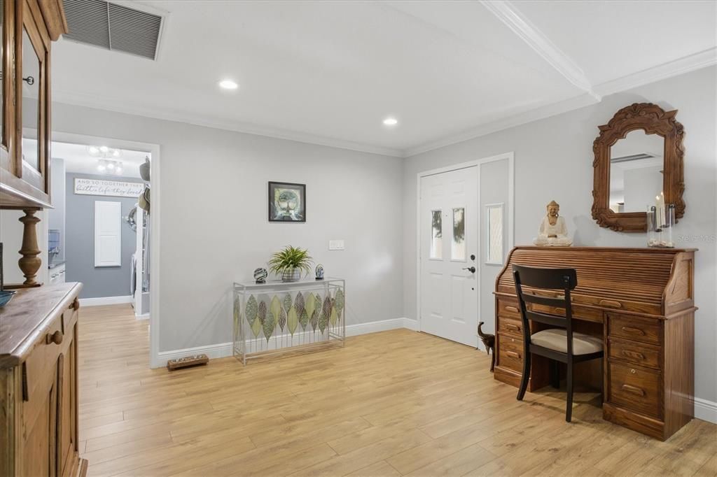 На продажу: $695,000 (3 спален, 2 ванн, 2034 Квадратных фут)