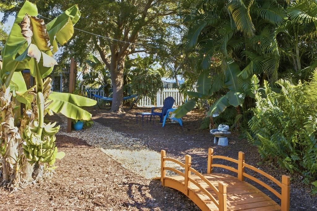 На продажу: $695,000 (3 спален, 2 ванн, 2034 Квадратных фут)