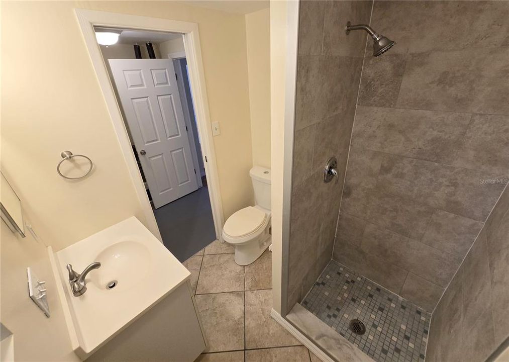 待售: $219,900 (3 贝兹, 2 浴室, 1292 平方英尺)