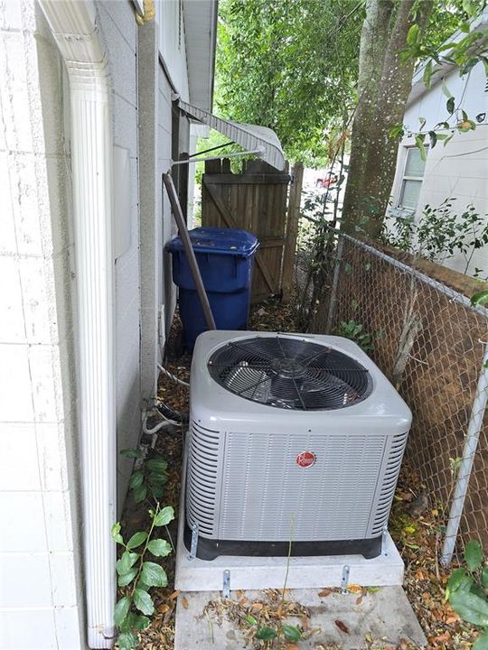 待售: $219,900 (3 贝兹, 2 浴室, 1292 平方英尺)