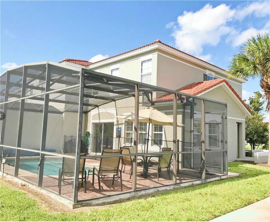 En Renta: $2,599 (4 camas, 3 baños, 1636 Pies cuadrados)