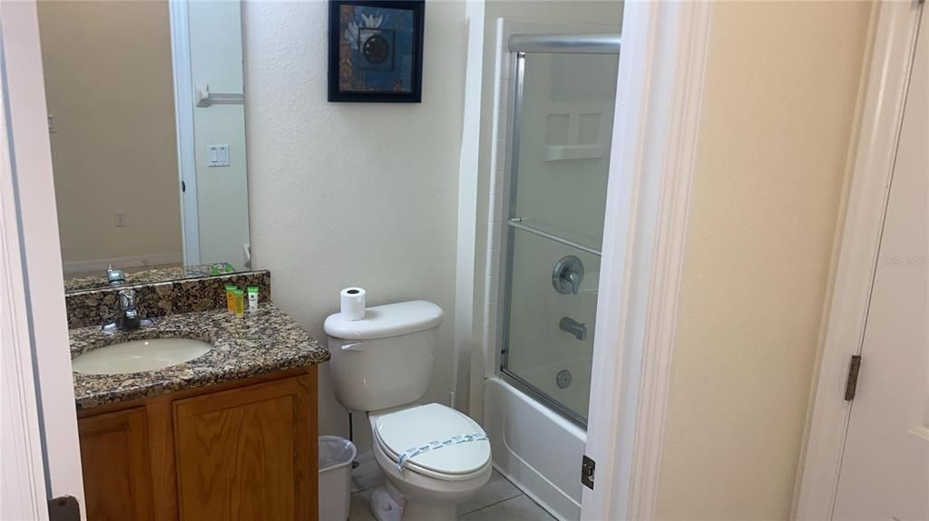 En Renta: $2,599 (4 camas, 3 baños, 1636 Pies cuadrados)