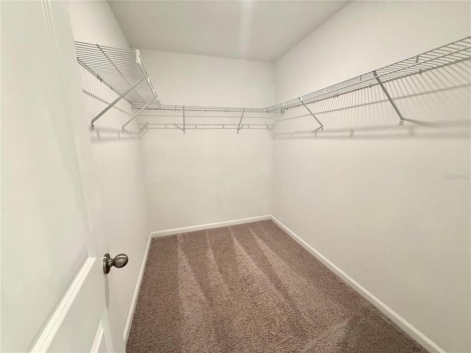 出租: $1,950 (3 贝兹, 2 浴室, 1424 平方英尺)