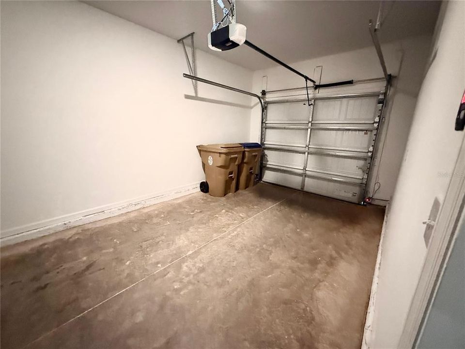 出租: $1,950 (3 贝兹, 2 浴室, 1424 平方英尺)