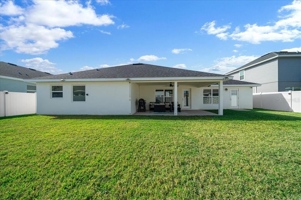 For Sale: $420,000 (4 beds, 3 baths, 3000 Square Feet)