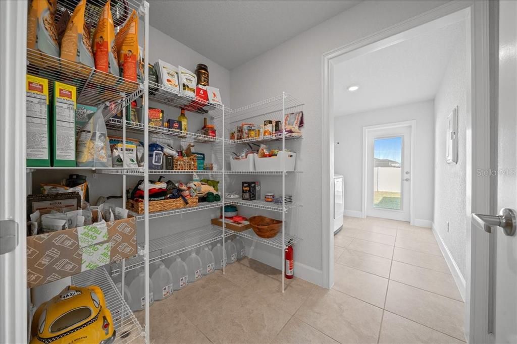 For Sale: $420,000 (4 beds, 3 baths, 3000 Square Feet)