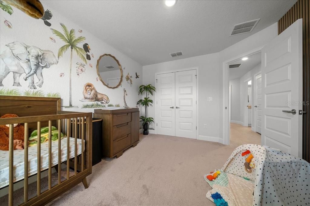 For Sale: $420,000 (4 beds, 3 baths, 3000 Square Feet)