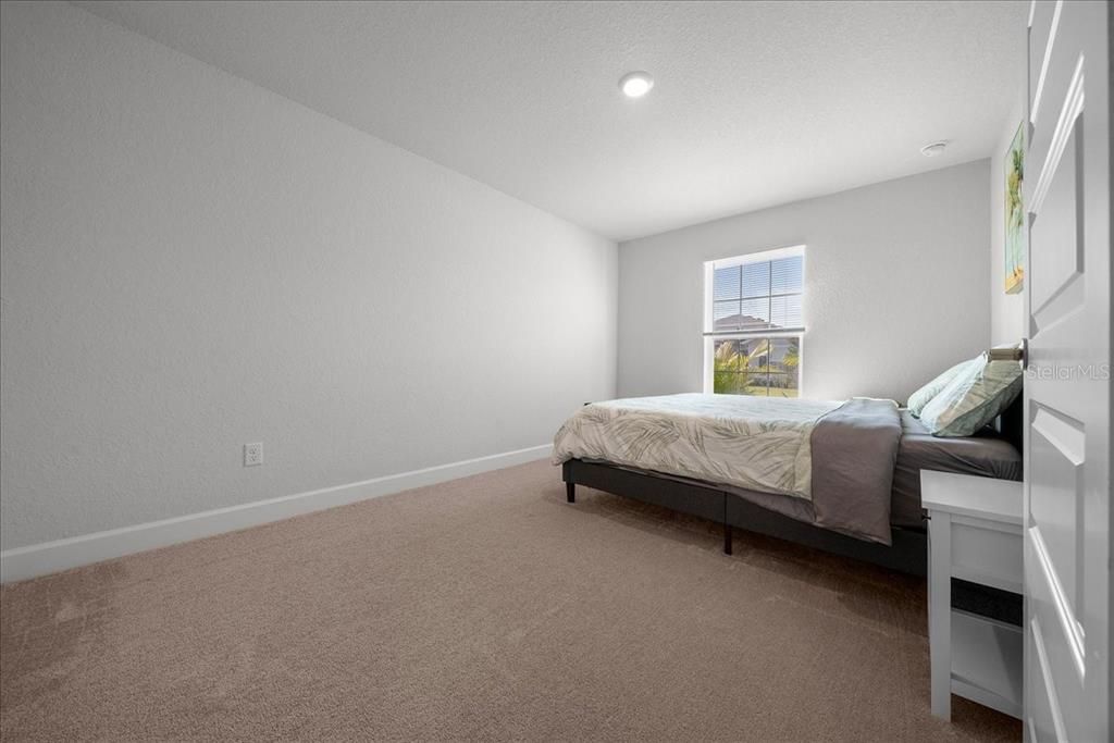 For Sale: $420,000 (4 beds, 3 baths, 3000 Square Feet)