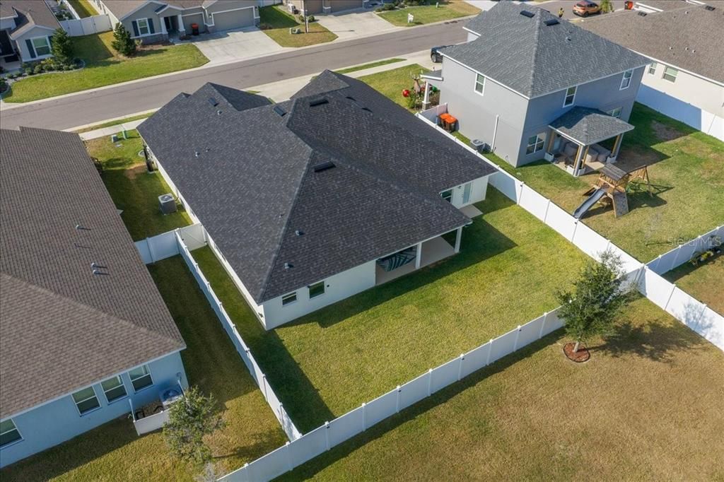 For Sale: $420,000 (4 beds, 3 baths, 3000 Square Feet)