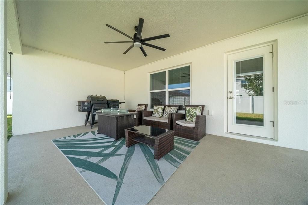 For Sale: $420,000 (4 beds, 3 baths, 3000 Square Feet)