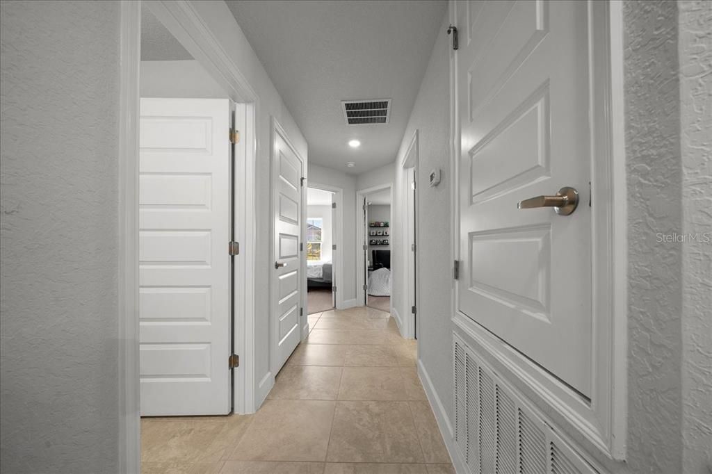 For Sale: $420,000 (4 beds, 3 baths, 3000 Square Feet)