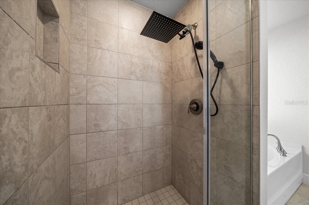 For Sale: $420,000 (4 beds, 3 baths, 3000 Square Feet)