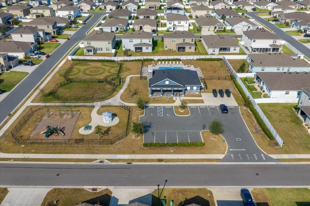 For Sale: $420,000 (4 beds, 3 baths, 3000 Square Feet)