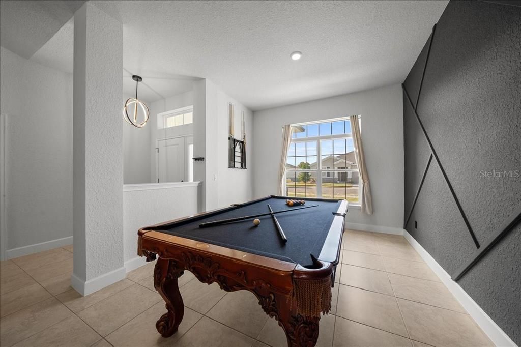 For Sale: $420,000 (4 beds, 3 baths, 3000 Square Feet)