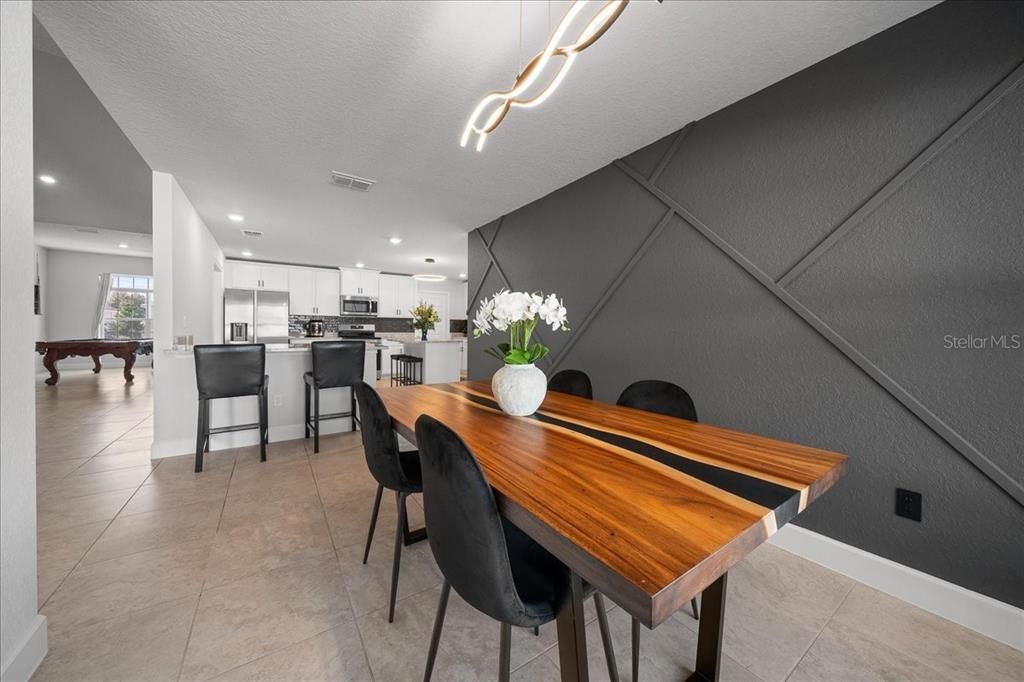 For Sale: $420,000 (4 beds, 3 baths, 3000 Square Feet)