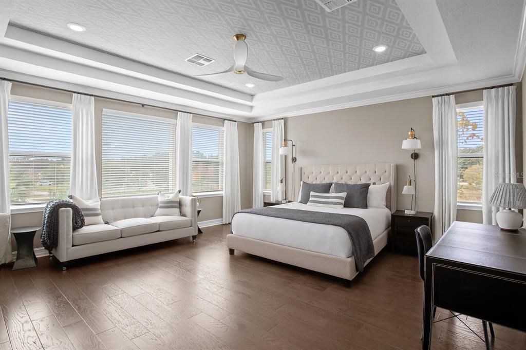 For Sale: $1,795,000 (5 beds, 4 baths, 5748 Square Feet)