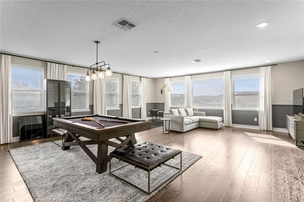 For Sale: $1,795,000 (5 beds, 4 baths, 5748 Square Feet)