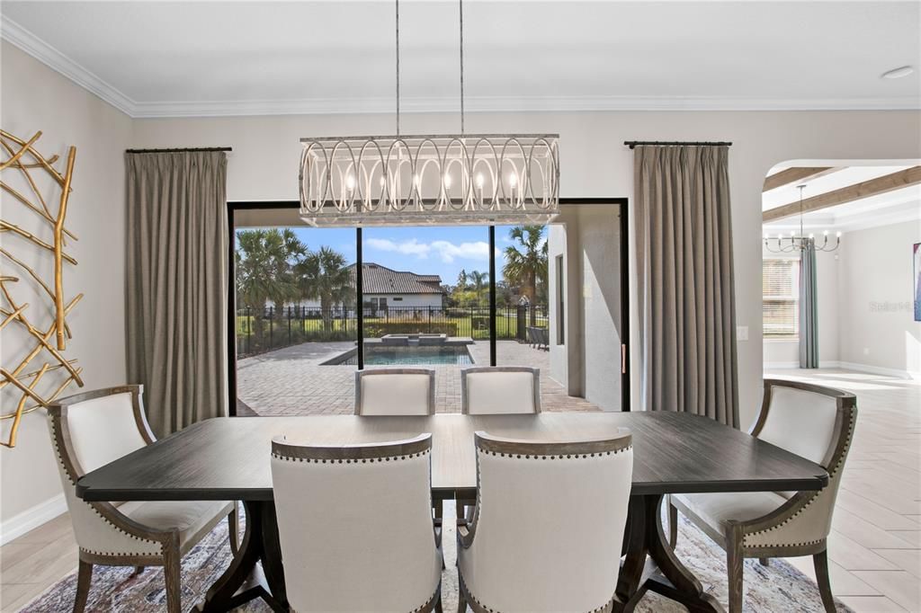 For Sale: $1,795,000 (5 beds, 4 baths, 5748 Square Feet)