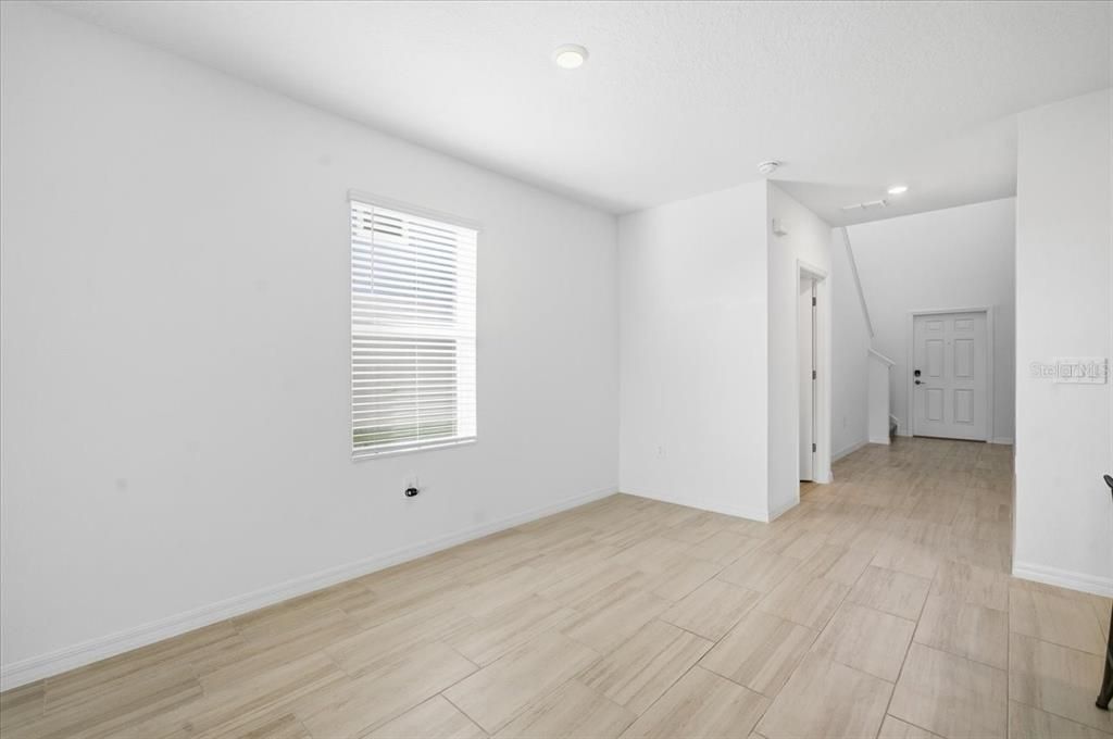 For Sale: $434,000 (5 beds, 2 baths, 2389 Square Feet)